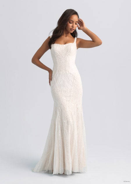 A sleeveless wedding dress inspired by Tiana from The Princess and the Frog