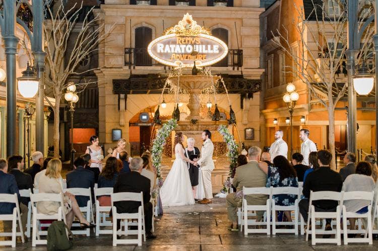 couple, wedding ceremony, ceremony, Epcot, France Pavilion, place de Remy