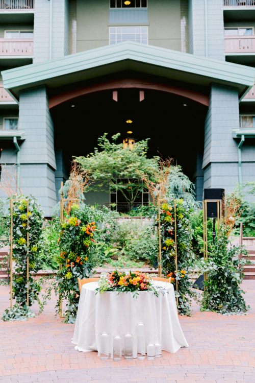 wedding ceremony, ceremony decor, altar, altar area, altar decor, altar floral, tropical floral, greenery, altar greenery, parkview terrace, parkview terrace ceremony, parkview terrace decor
