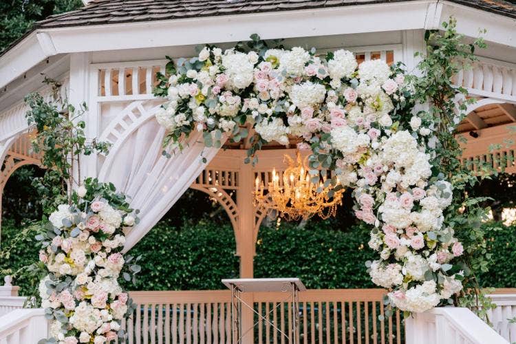 wedding ceremony, ceremony, altar, altar area, altar decor, altar floral, boho, winter boho, boho floral, rose court, rose court garden, Disneyland, Disneyland Hotel