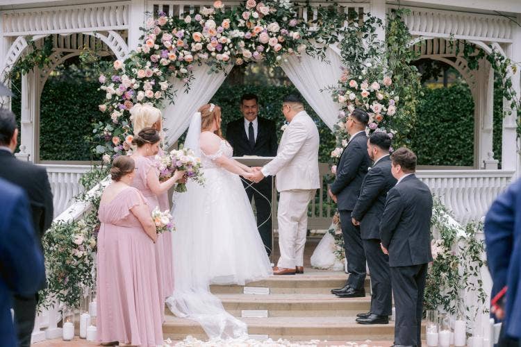 couple, ceremony, wedding ceremony, rose court garden, Disneyland Hotel, disneyland