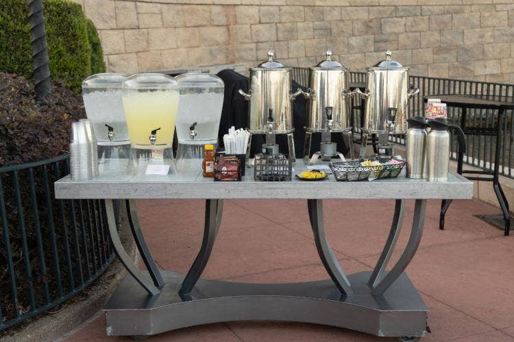 beverage station, beverages, fireworks dessert party, dessert party, uk lochside, uk pavilion, epcot