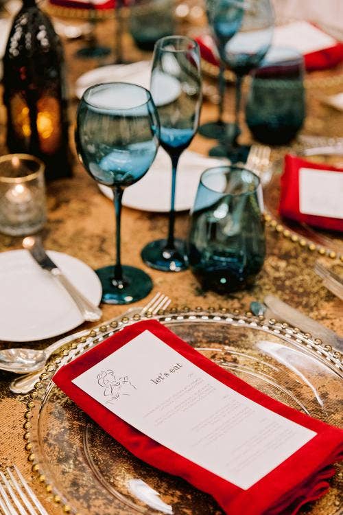 Disney Weddings showcase, Disneyland showcase, Disneyland showcase 2023, showcase 2023, table setting, custom table setting, decor, reception decor, wedding reception, reception, Disneyland, grand Californian, grand Californian ballroom