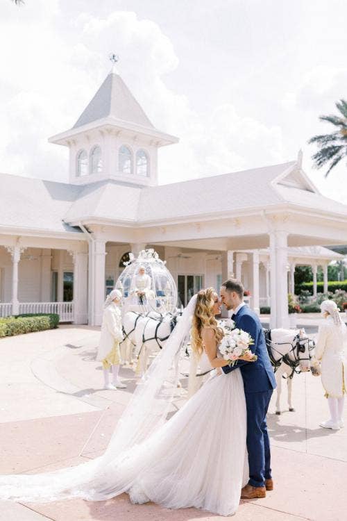 bride and groom, couple, cinderella's coach, coach, Disney's wedding pavilion, wedding pavilion, Franck's studio, wedding ceremony, ceremony