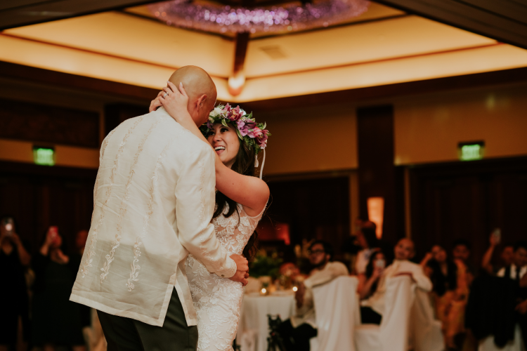bride and groom, first dance, couple, aulani, aulani wedding, reception, wedding reception, kaiona ballroom, kaiona, ballroom reception