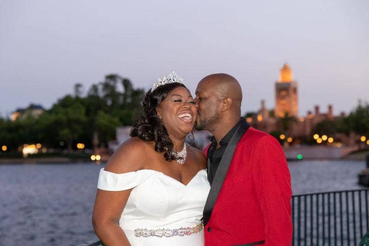 bride and groom, couple, portrait, couple portrait, fireworks dessert party, dessert party, epcot, uk pavilion, uk lochside