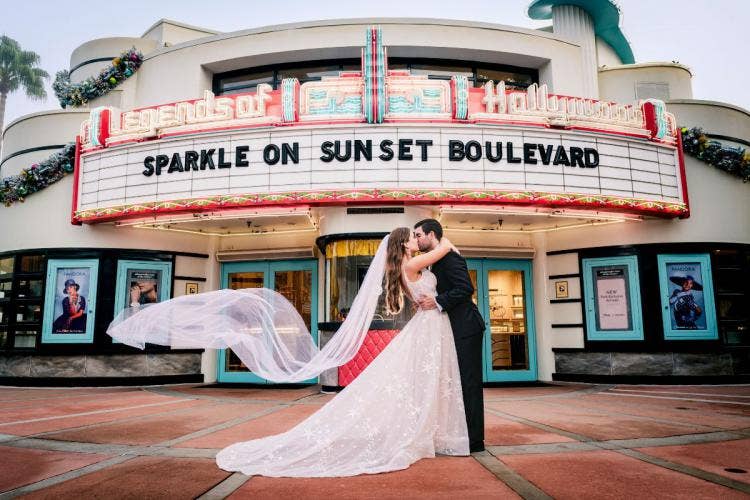 bride and groom, couple, portrait, couple portrait, DAK, animal Kingdom, Everest, park portrait, park portrait session, kiss