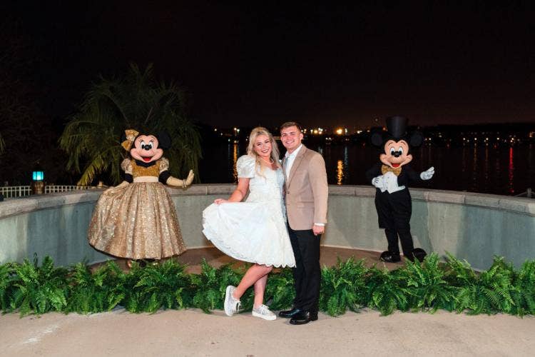 bride and groom, couple, dessert party, fireworks dessert party, mickey and Minnie, meet and greet, entertainment, Disney Characters, characters, grand Floridian, sago cay