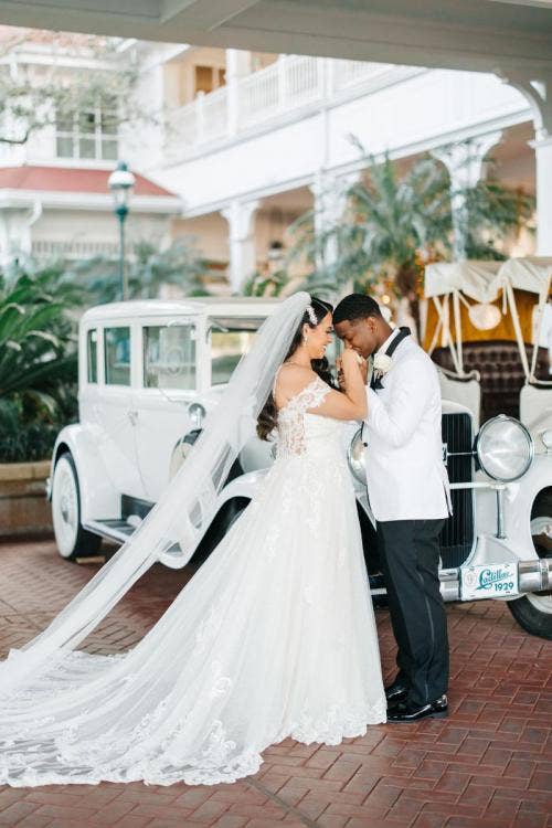 bride and groom, couple, portrait, couple portrait, kiss, grand Floridian, Disney's grand Floridian resort & spa
