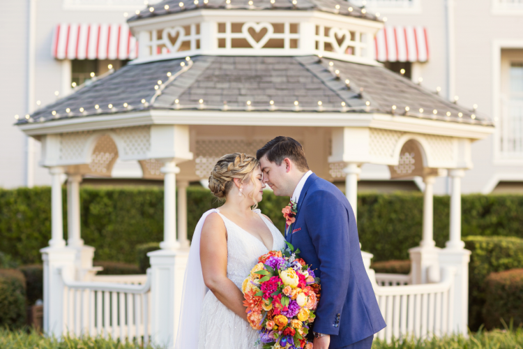 couple, portrait, wedding ceremony, ceremony yacht club gazebo