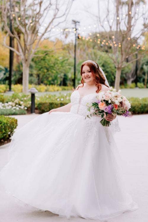 bride, bridal portrait, disneyland, Disneyland Hotel