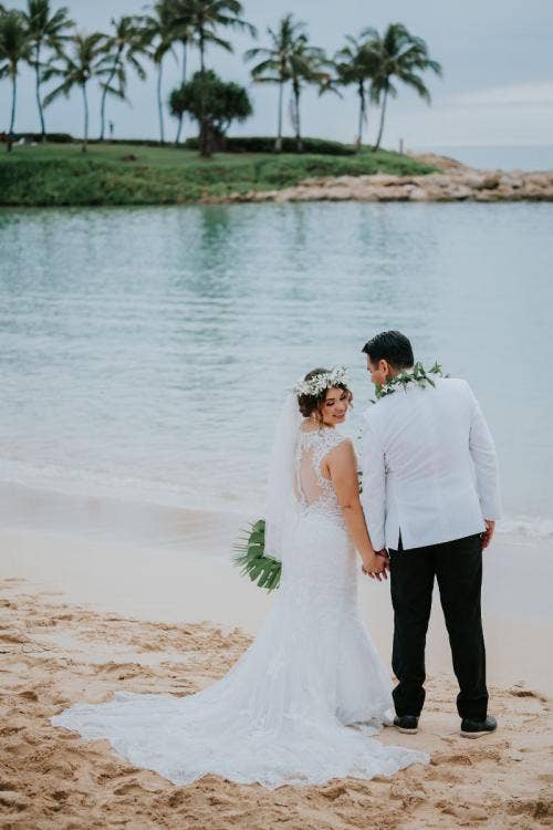 bride and groom, couple, portrait, couple portrait, aulani, aulani beach, beach, ocean, flower crown