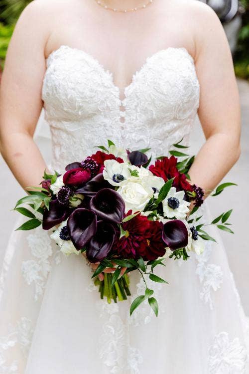bride, bouquet, bridal bouquet, floral, moody, moody floral, moody aesthetic, halloween, halloween theme, fall, fall floral