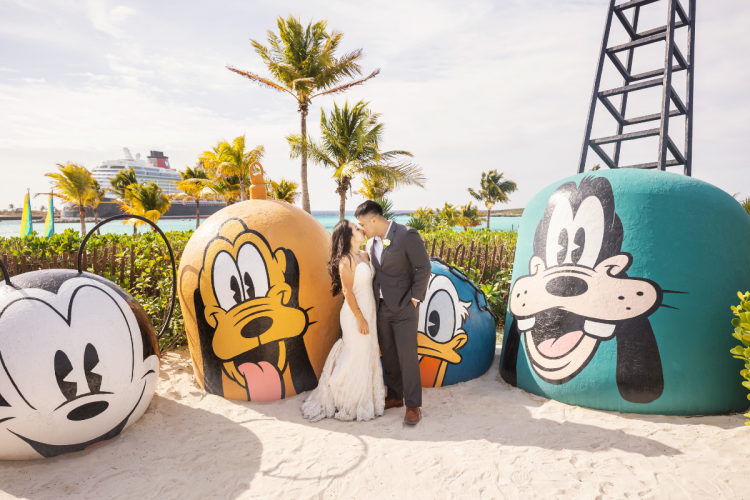 bride and groom, couple, beach, castaway, castaway cay, disney cruise, disney cruise line, cruise line, cruise, cruise line wedding, cruise wedding, disney cruise line wedding, disney dream, disney dream wedding