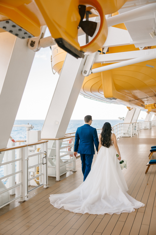 DisneyCruiseLine