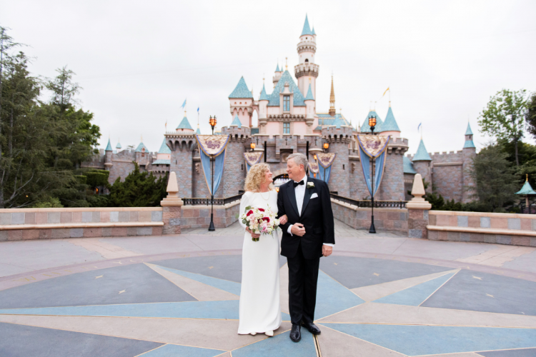 couple, portrait, couples portrait, vow renewal, vow renewal couple, disneyland, sleeping beauty castle, castle
