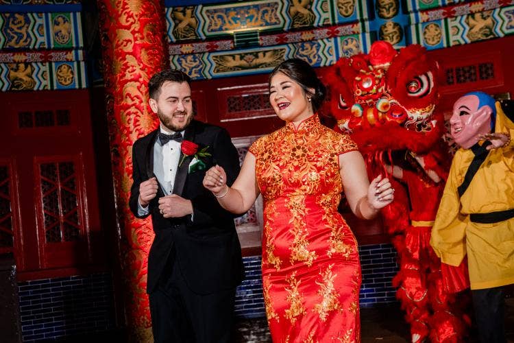 couple, entrance, reception entrance, wedding reception, reception, china pavilion, Malaysian, lion dance