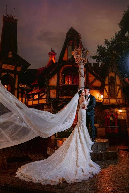 Disney Wedding, Disney Wedding Photoshoot, Disneyland Wedding
