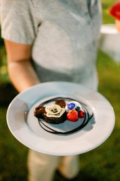 Disney Wedding, Disney Wedding Trends, Aulani, Weding Trends, Wedding Receptions, Wedding Ideas