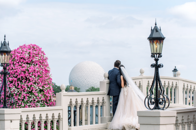 bride and groom, couple, portrait, couple portrait, epcot, epcot ball, italy, italy pavilion, bridge, italy bridge
