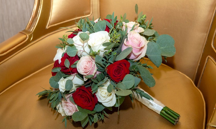 A bridal bouquet of roses